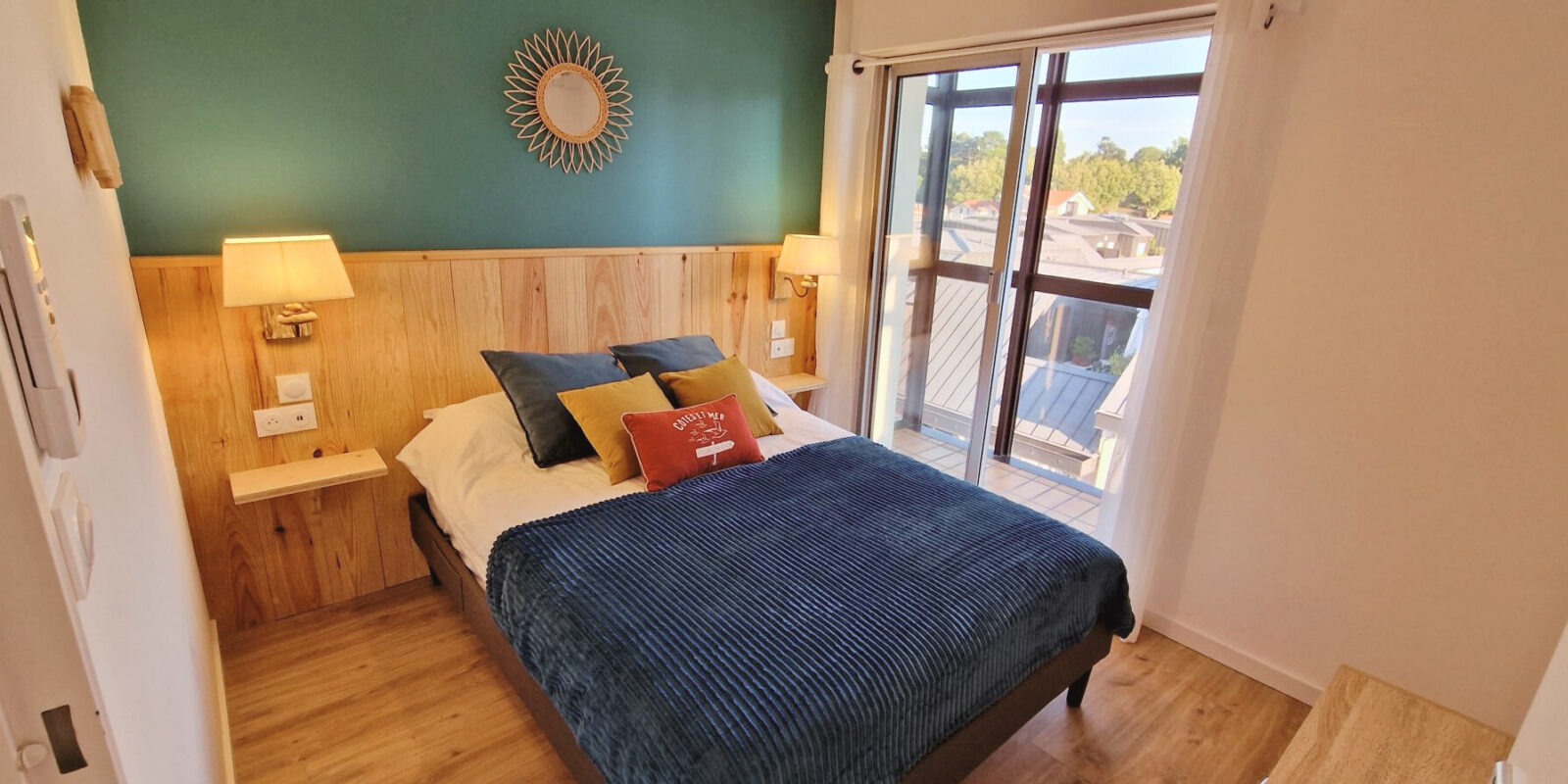 Chambre turquoise de la location saisonnière Les Cinq Balcons d'Arcachon
