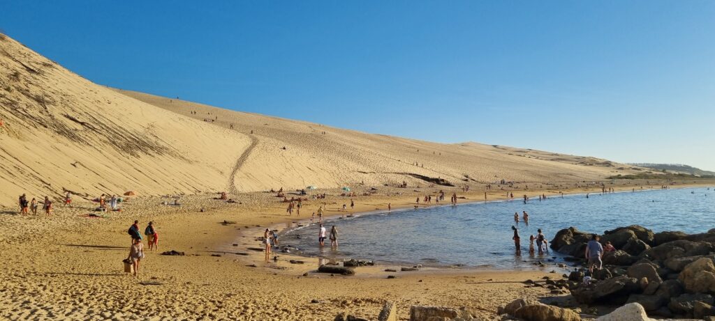 Visiter Arcachon en automne permet une ascension plus calme et confortable de la Dune du Pilat