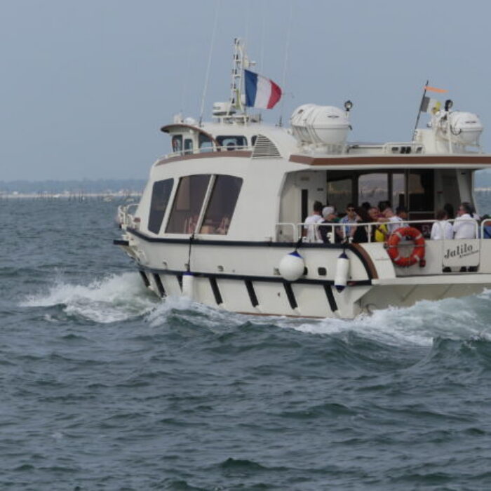 Le navire Jalilo sur lequel vous embarquerez