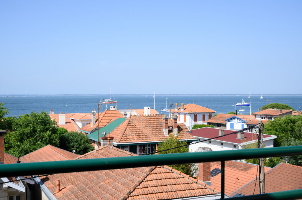 Vue sur le Bassin d'Arcachon depuis la terrasse nord d'Antarès